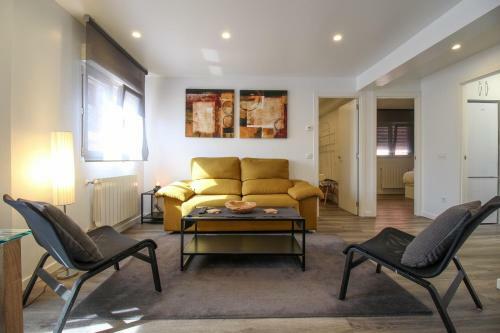 Apartamento C�ntrico Con Aparcamiento