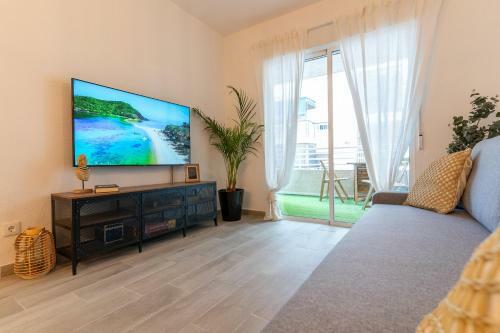 Apartamento Nuevo 100% Estrenar. Terraza, Ascensor, A/a, Vistas Al Mar