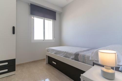 Apartamento Rentafive Primera L�nea Terraza Reformado