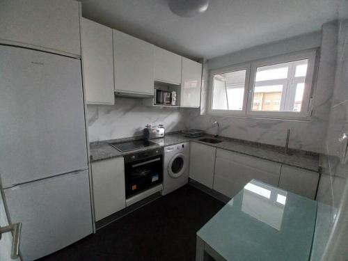 Apartamento En Santander Soleado Y Con Terraza.