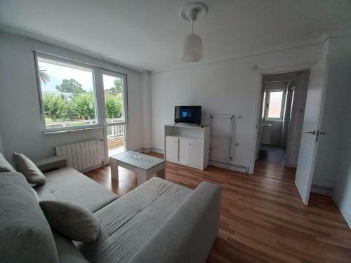 Apartamento En Santander Soleado Y Con Terraza.