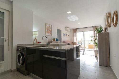 Rentafive Apartamento Del Mar Piscina Vistas