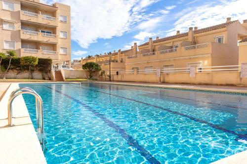 Rentafive Apartamento Del Mar Piscina Vistas