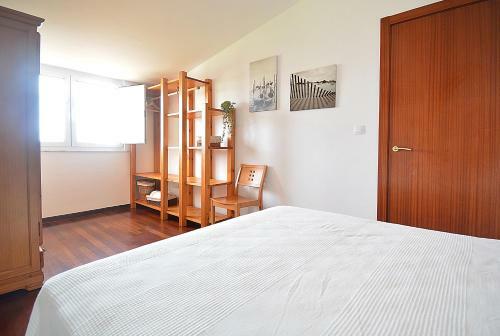 Apartamento Con Jard�n En Playa De Corrubedo