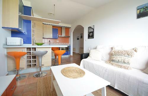 Apartamento Con Jard�n En Playa De Corrubedo