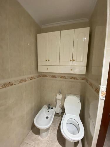 Apartamento Apto Con Terraza Y 2 Dormitorios. 600 Megas Wifi.