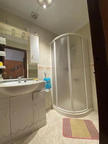 Apartamento Apto Con Terraza Y 2 Dormitorios. 600 Megas Wifi.