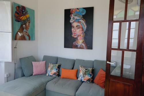 Rooftop Dreamhouse - 3br With Seaviews