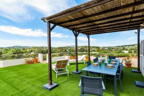 Apartamento �tico D�plex En Santa Eulalia Junto A La Playa