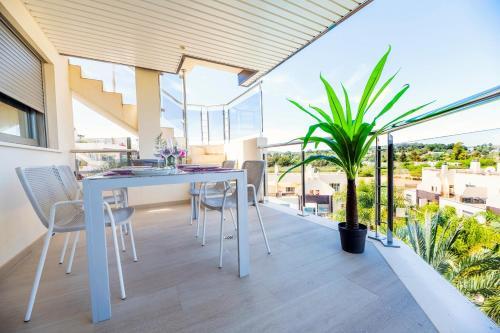 Apartamento �tico D�plex En Santa Eulalia Junto A La Playa