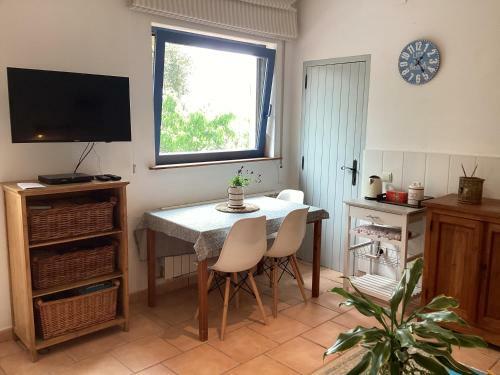 Cosy Apartment With Private Swimming Pool