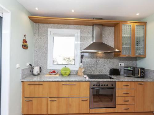 Apartment Les Oliviers By Interhome