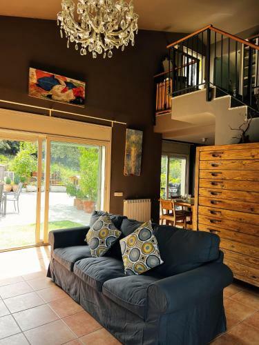 Costa Brava Quiet Villa With Private Pool And Jacuzzi