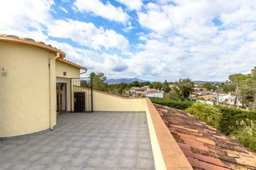 Villa Catalunya Casas Unique Costa Brava Abode With Train Access To Bcn