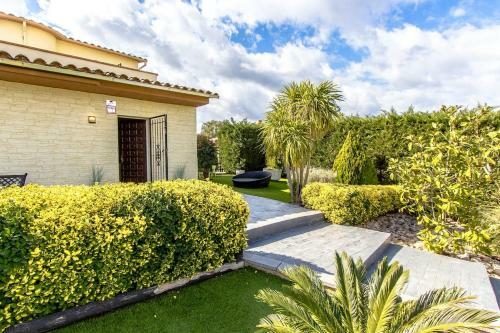 Villa Catalunya Casas Unique Costa Brava Abode With Train Access To Bcn