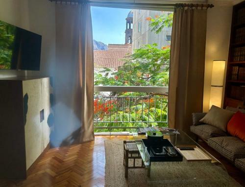 Niko Rooms