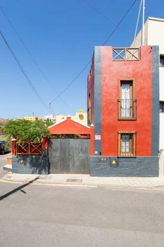 Rural House With Traditional Architecture S. XIX