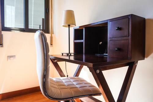 City Center Modern Apartment