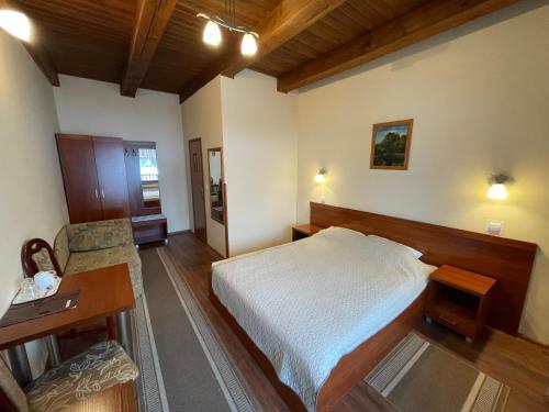 Hostal Pensjonat Miko?ajki