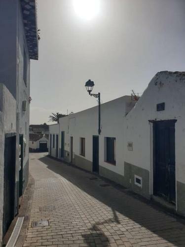Amplio Apartamento Con Terraza Privada, Piscina Compartida En Arico