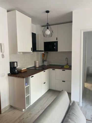 Renovated Modern Apartment In The City Center