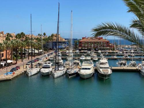 Yolo Spaces - Sotogrande - Puerto Luxury Apartment