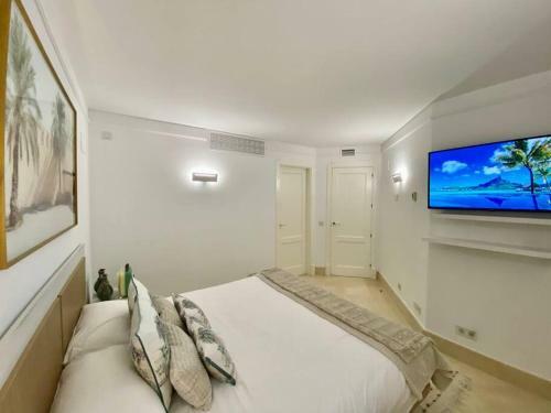 Yolo Spaces - Sotogrande - Puerto Luxury Apartment
