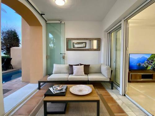 Yolo Spaces - Sotogrande - Puerto Luxury Apartment