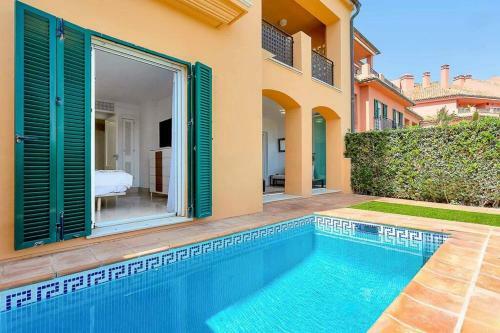 Yolo Spaces - Sotogrande - Puerto Luxury Apartment