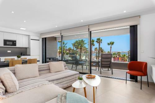 Apartamento Elegance Seaside Retreat