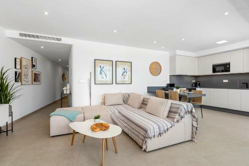 Apartamento Elegance Seaside Retreat