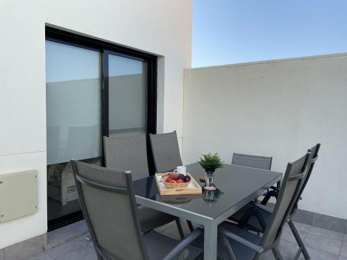 Modern Apartment Including Pool