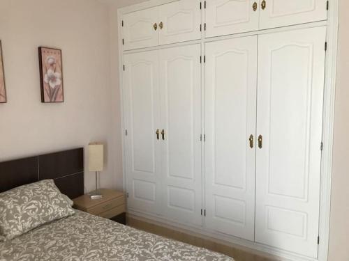 Bonito Apartamento 1 Dormitorio: Piscina Y Parkin