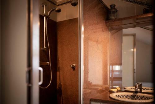 Apartamento Fabulos �tico Con Vistas Al Monasterio