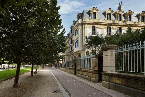 Apartamento Eiffel - The Rentals Collection