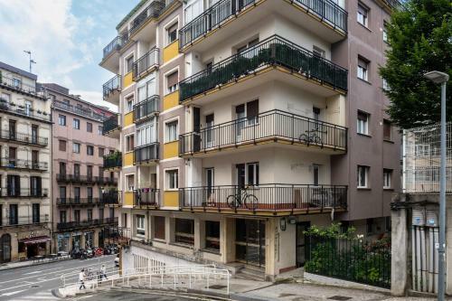 Apartamento Aldapa By People Rentals