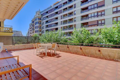 Apartamentos Gran V�a By Sanse Holidays Free Parking
