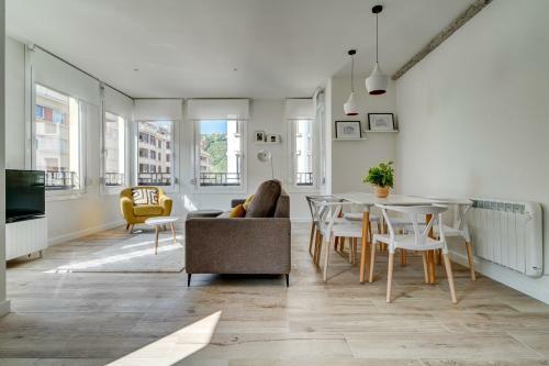 Apartamentos Gran V�a By Sanse Holidays Free Parking