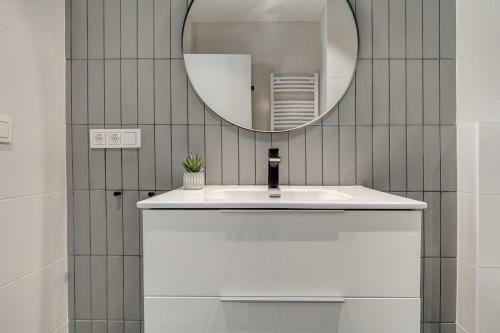 Apartamentos Gran V�a By Sanse Holidays Free Parking