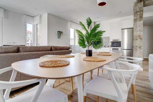 Apartamentos Gran V�a By Sanse Holidays Free Parking