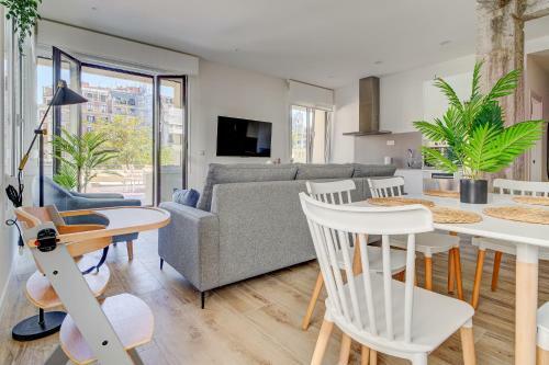 Apartamentos Gran V�a By Sanse Holidays Free Parking