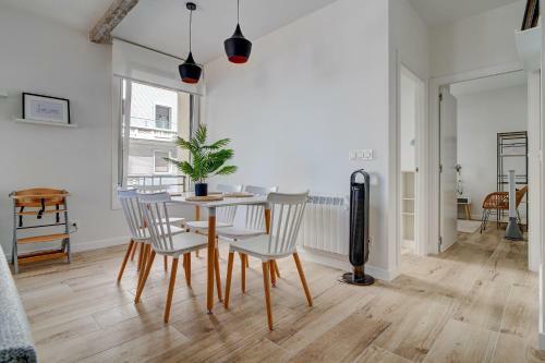 Apartamentos Gran V�a By Sanse Holidays Free Parking