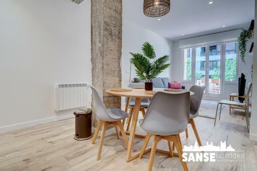 Apartamentos Gran V�a By Sanse Holidays Free Parking