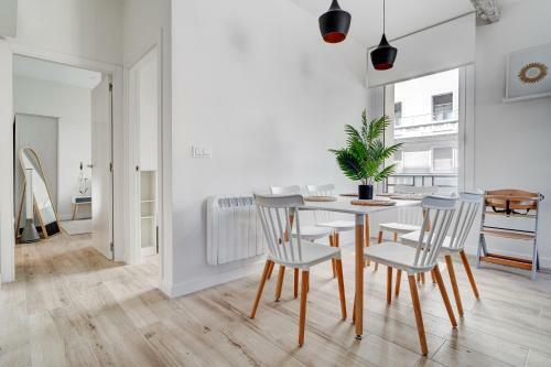 Apartamentos Gran V�a By Sanse Holidays Free Parking