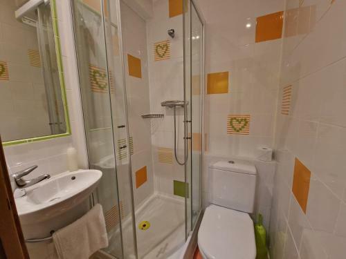 Hostal Pension Izar Bat Guesthouse