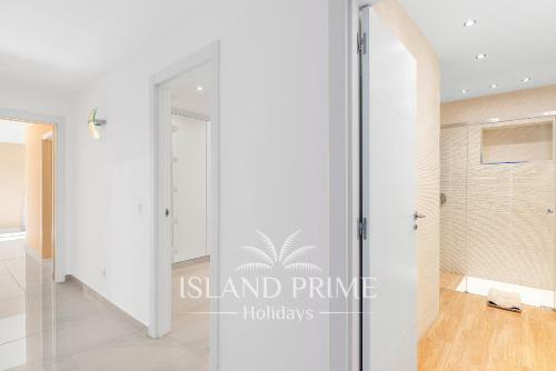 Private Villa In Golf Del Sur