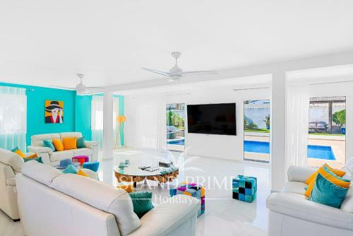 Private Villa In Golf Del Sur
