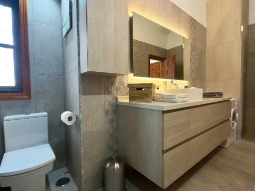 Oceanfront Villa - Amarilla Breeze