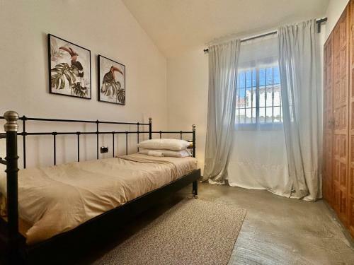 Oceanfront Villa - Amarilla Breeze