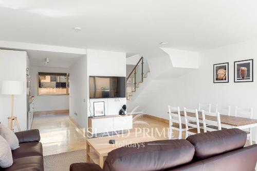 Modern Townhouse In Seaside Complex In Amarilla Golf